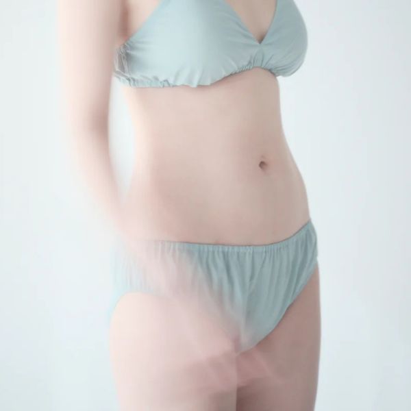 TESHIKI/パンツ -コットンの布帛素材が肌に優しい、締め付け感の少ない